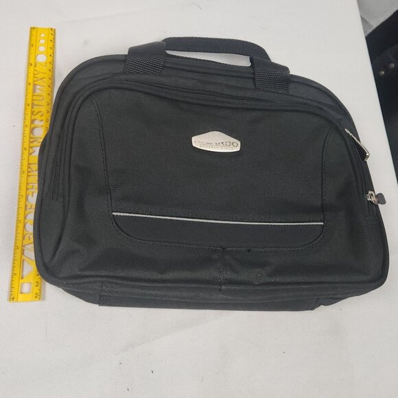 Ricardo Beverly Hills Essentials Super Tote Multi Compartment Black Travel Bag - Picture 4 of 10